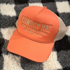 Trucker hat
